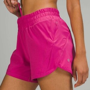 Lululemon 🍋 Track that mid rise lined shorts 5” - Size 10